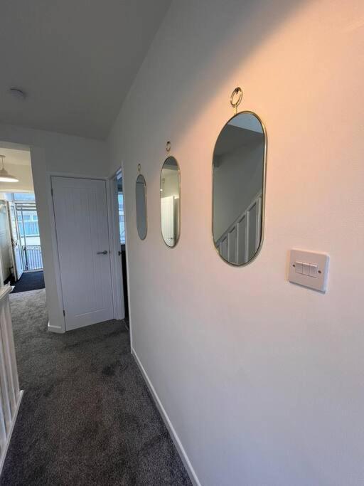 Bridge Place - Spacious Home With Plenty Of Beds! Merthyr Tydfil Exterior foto